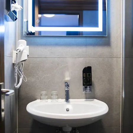 Hansa 3* שטוטגרט