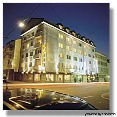 Hotell Hansa 3*